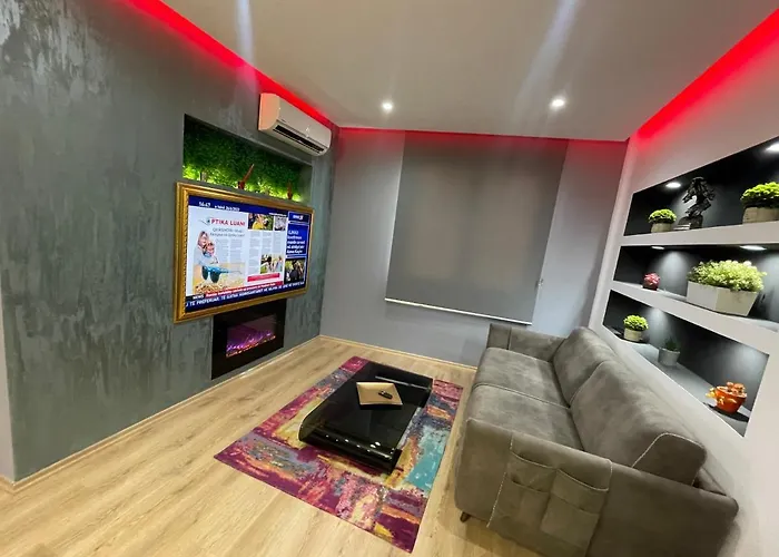Gold Apartment